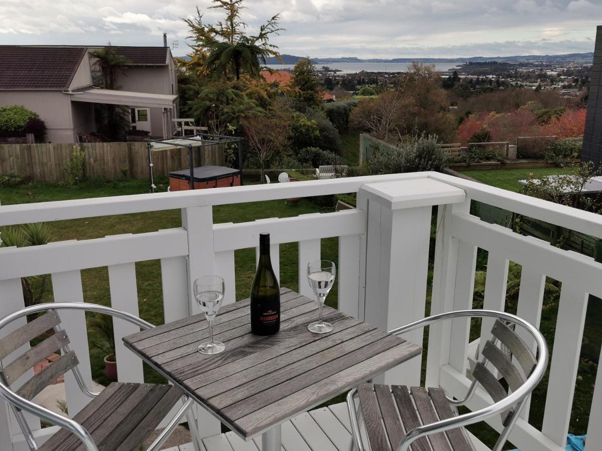Geyser Lookout Bnb Rotorua Eksteriør bilde